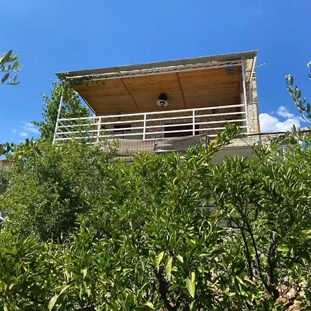 Jakov Apartment